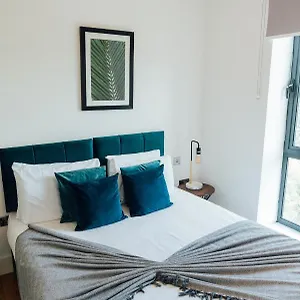 Access Brick Lane Apartment