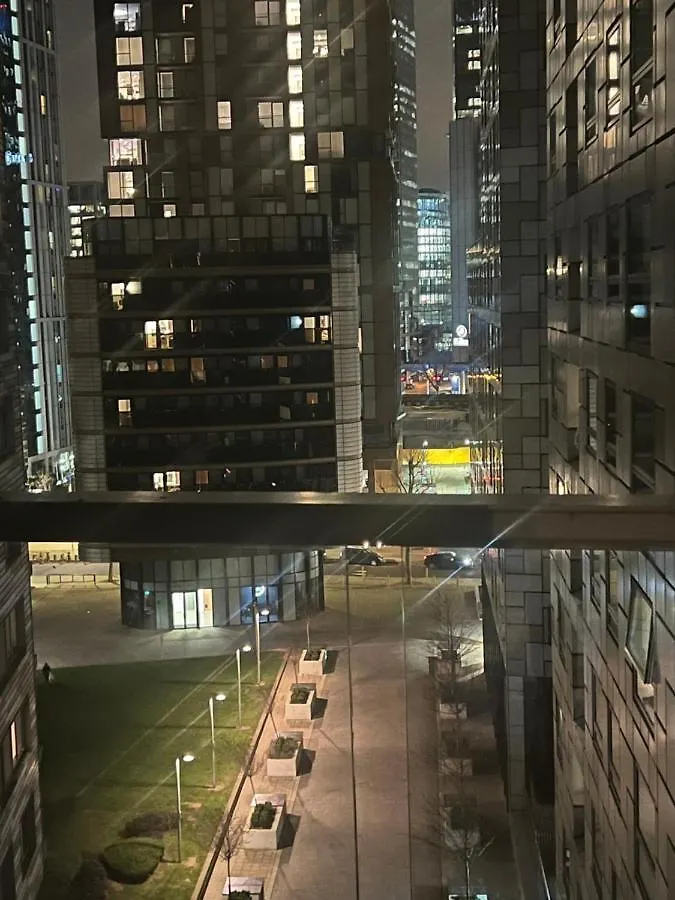 Cobalt Point 2 Apartment London